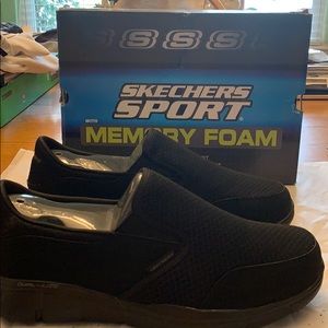 Skeckers Sport size 11W Black fabric NEW in  BOX